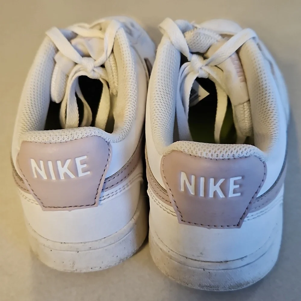 Nike Court Vision Low Sneakers